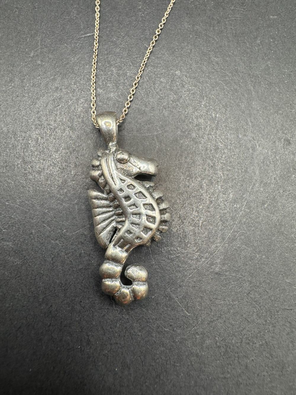 Vintage Sterling Silver 925 Seahorse Pendant Charm Necklace Signed 6g 37.8mm